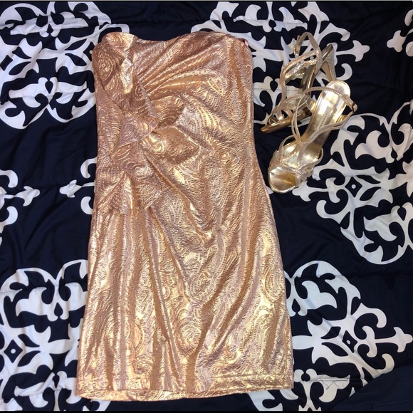 NWOT Gold strapless minidress - Picture 2 of 3